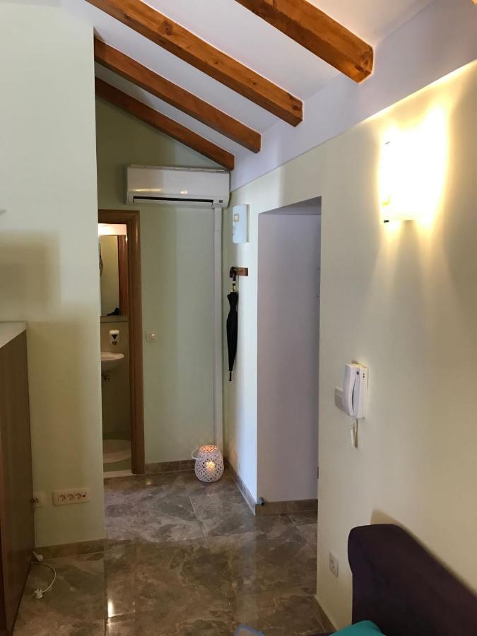Old Town Apartments Trogir - Free Parking Bagian luar foto