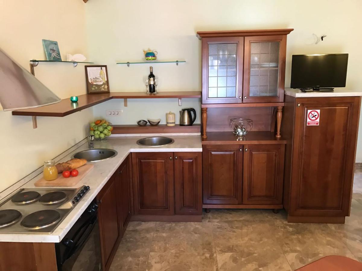 Old Town Apartments Trogir - Free Parking Bagian luar foto