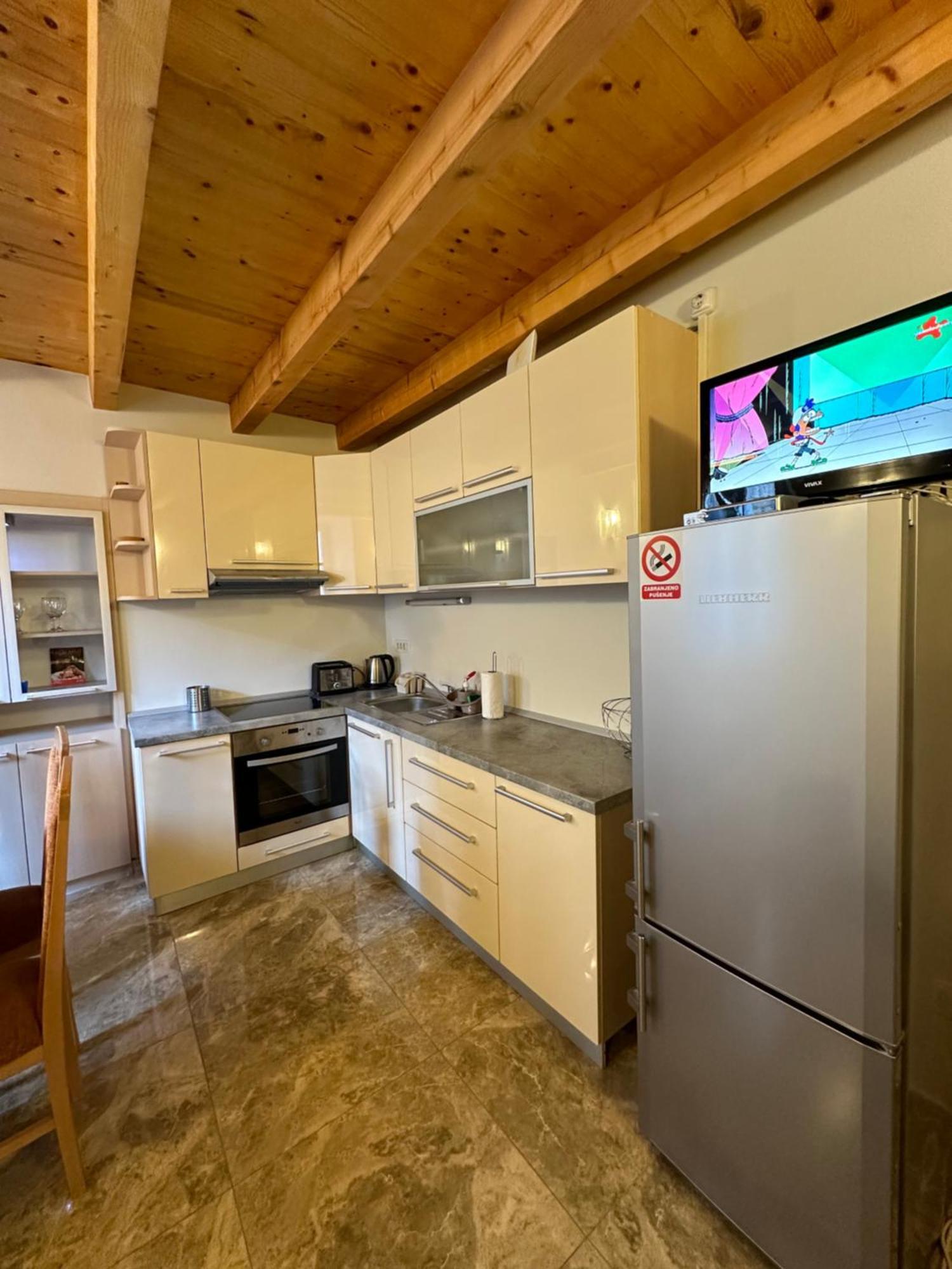 Old Town Apartments Trogir - Free Parking Bagian luar foto